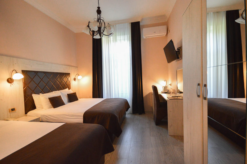triple room Belgrade City Hotel